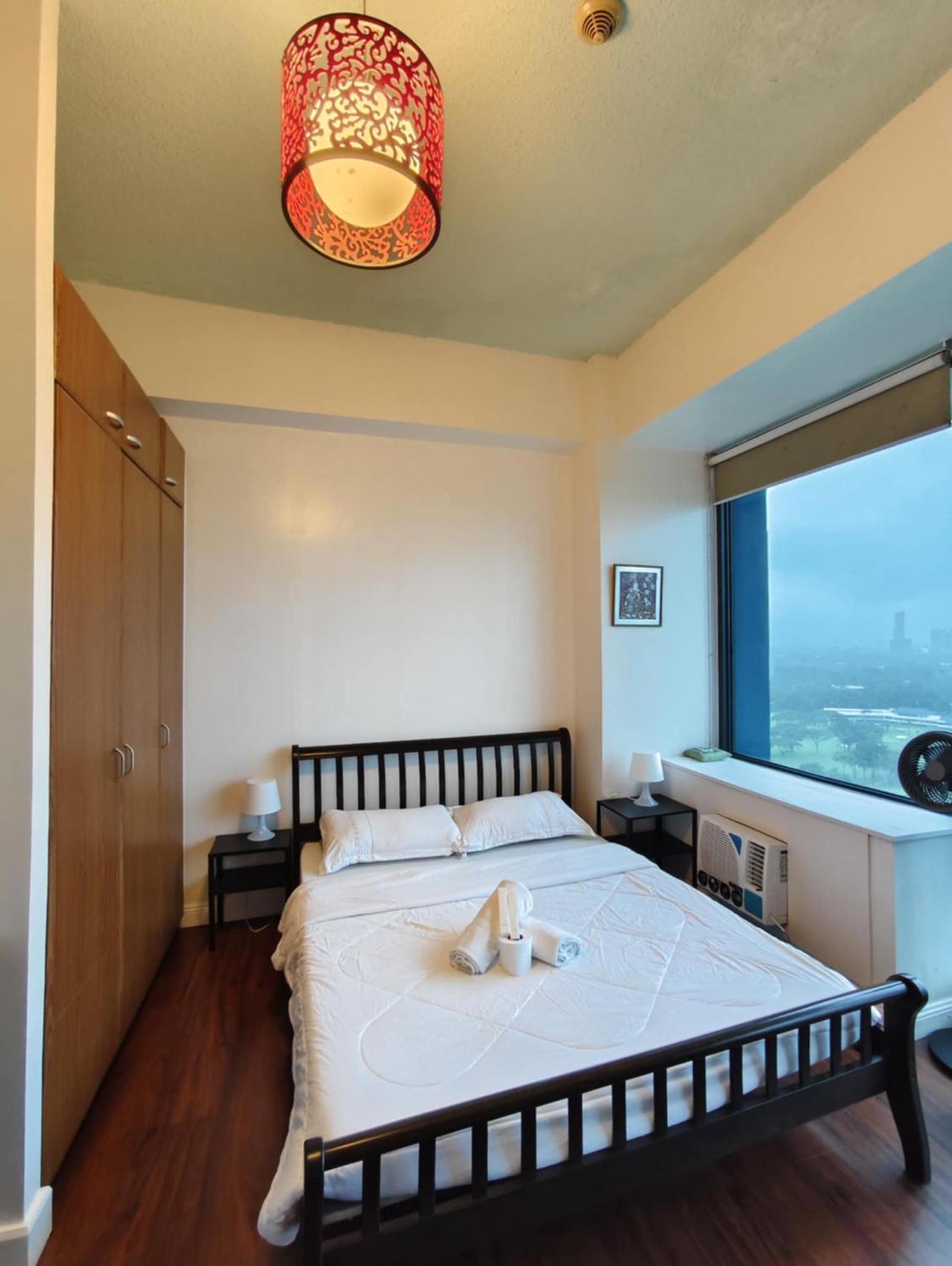 Bellagio One Bedrroom Bgc Burgos Circle By Christine Suites Ph Taguig Zewnętrze zdjęcie