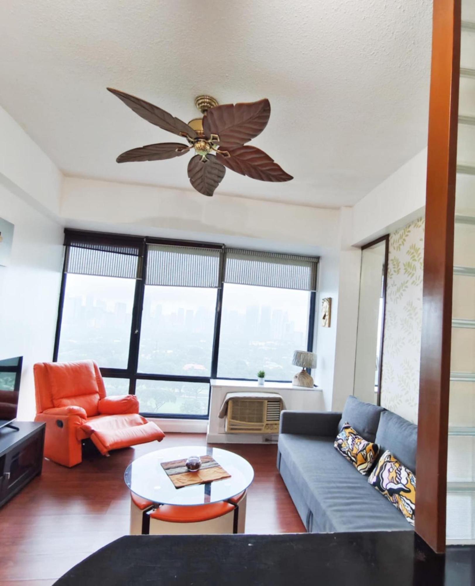 Bellagio One Bedrroom Bgc Burgos Circle By Christine Suites Ph Taguig Zewnętrze zdjęcie