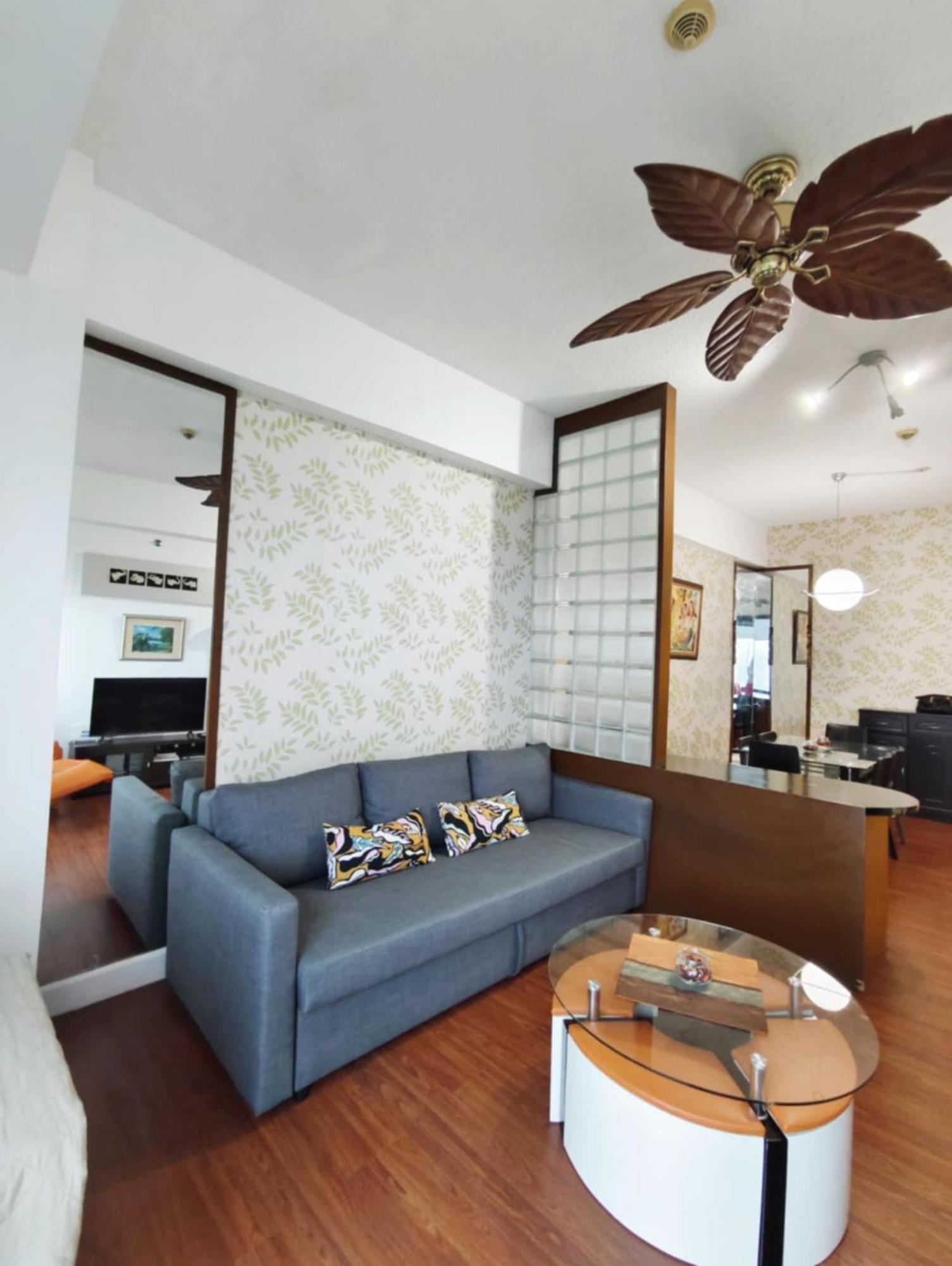 Bellagio One Bedrroom Bgc Burgos Circle By Christine Suites Ph Taguig Zewnętrze zdjęcie