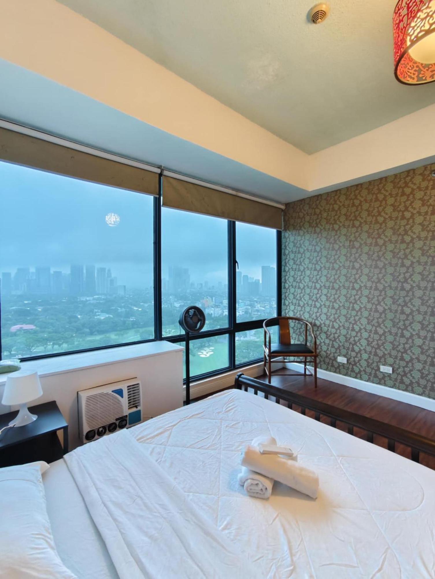 Bellagio One Bedrroom Bgc Burgos Circle By Christine Suites Ph Taguig Zewnętrze zdjęcie