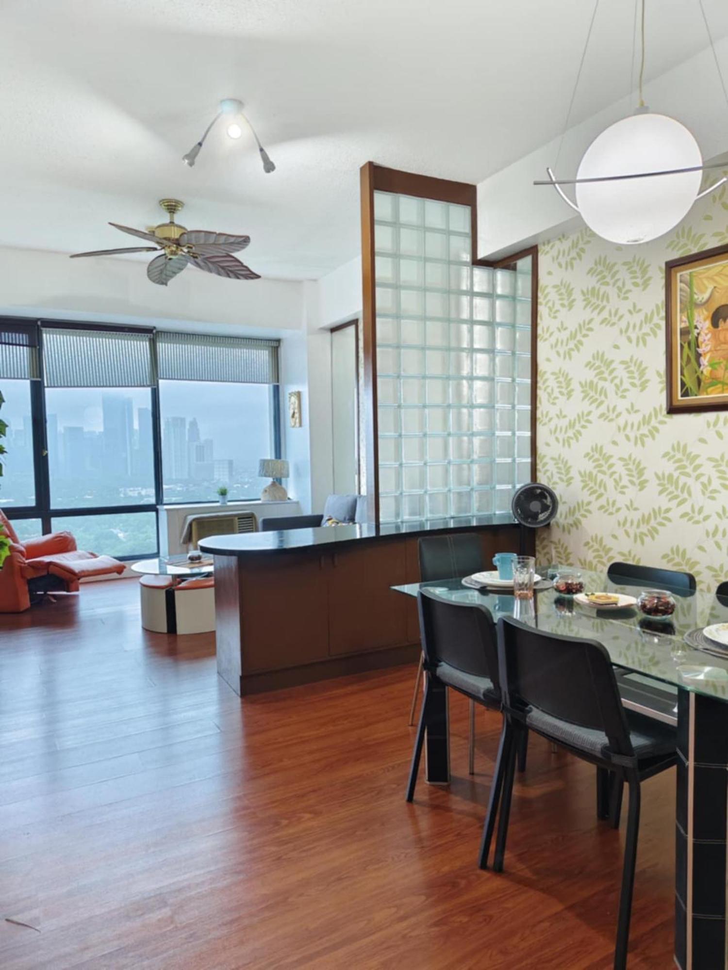 Bellagio One Bedrroom Bgc Burgos Circle By Christine Suites Ph Taguig Zewnętrze zdjęcie